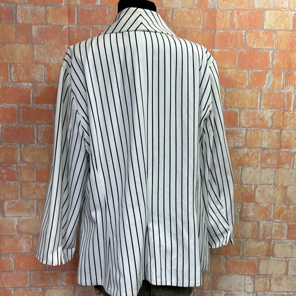 Chaps Plus Size Striped Blazer - Picture 5 of 11